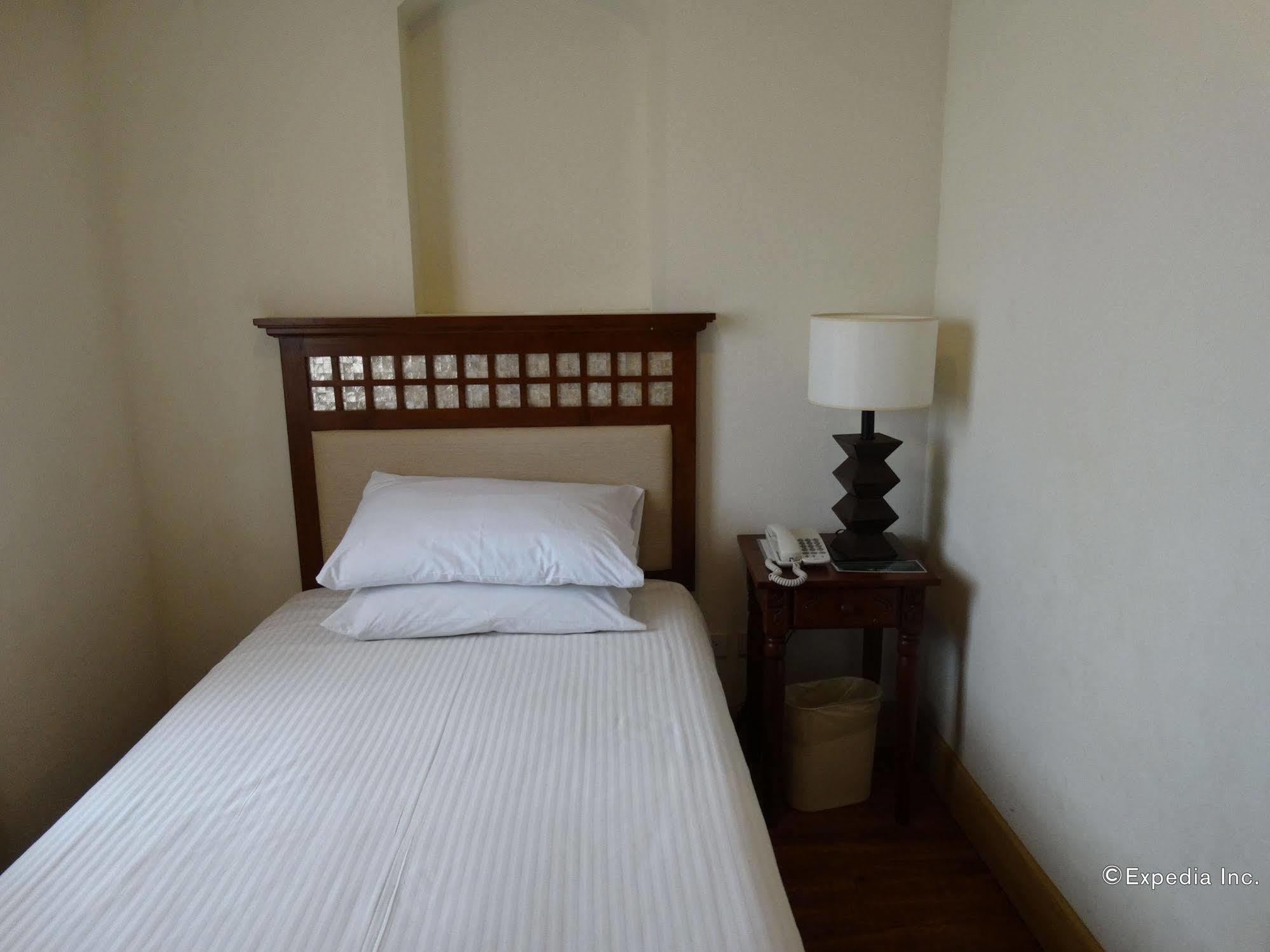 Hotel Emilia Davao Ngoại thất bức ảnh