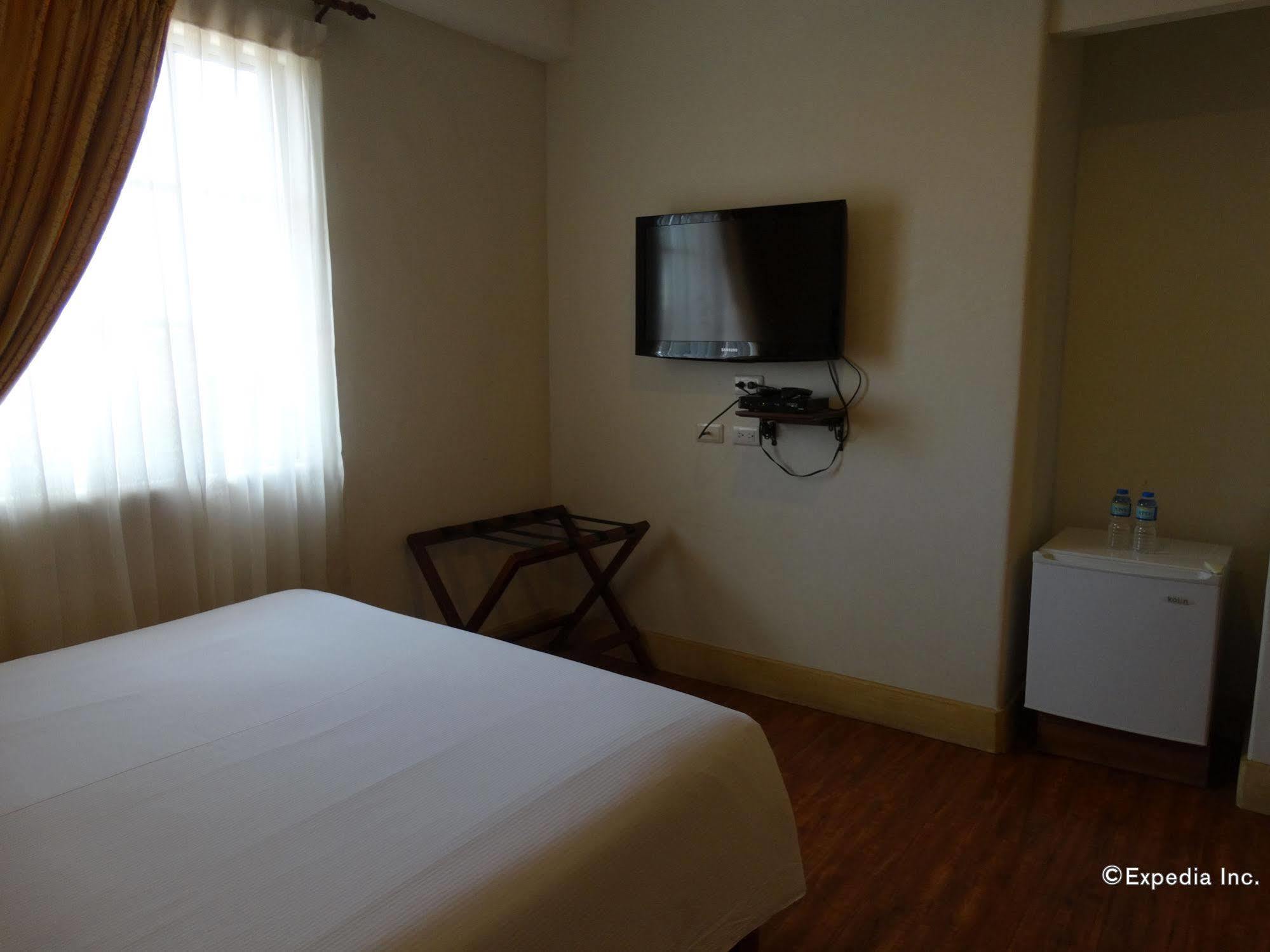 Hotel Emilia Davao Ngoại thất bức ảnh