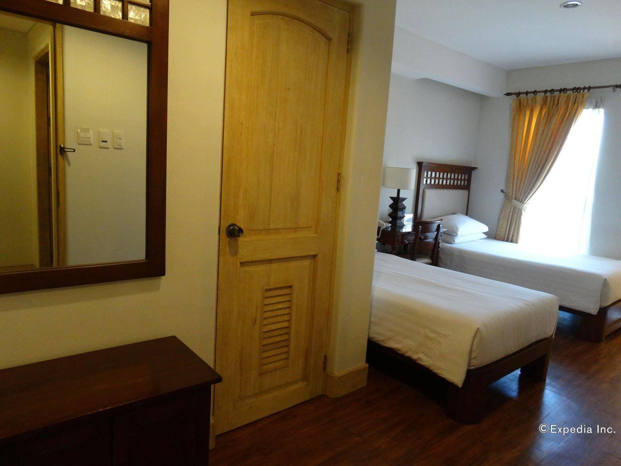 Hotel Emilia Davao Ngoại thất bức ảnh