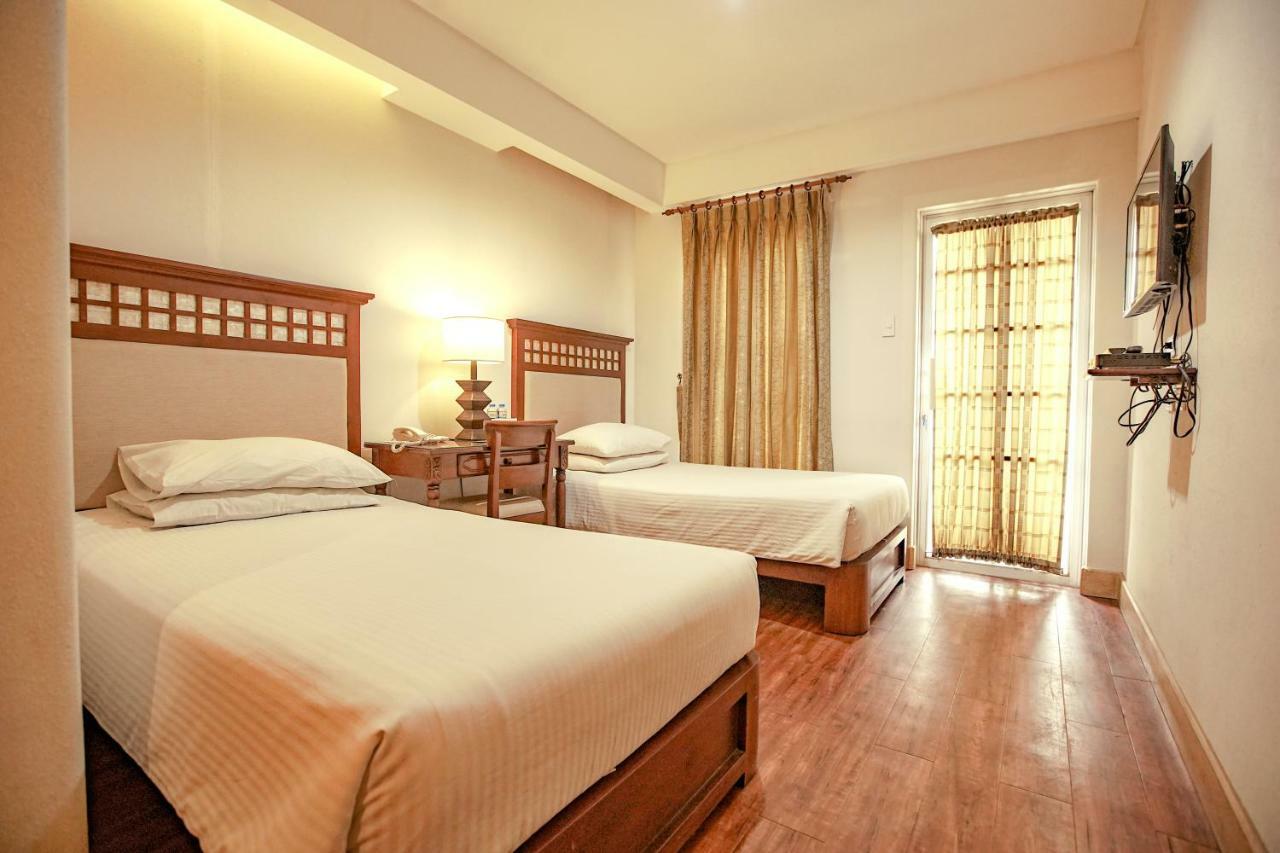 Hotel Emilia Davao Ngoại thất bức ảnh