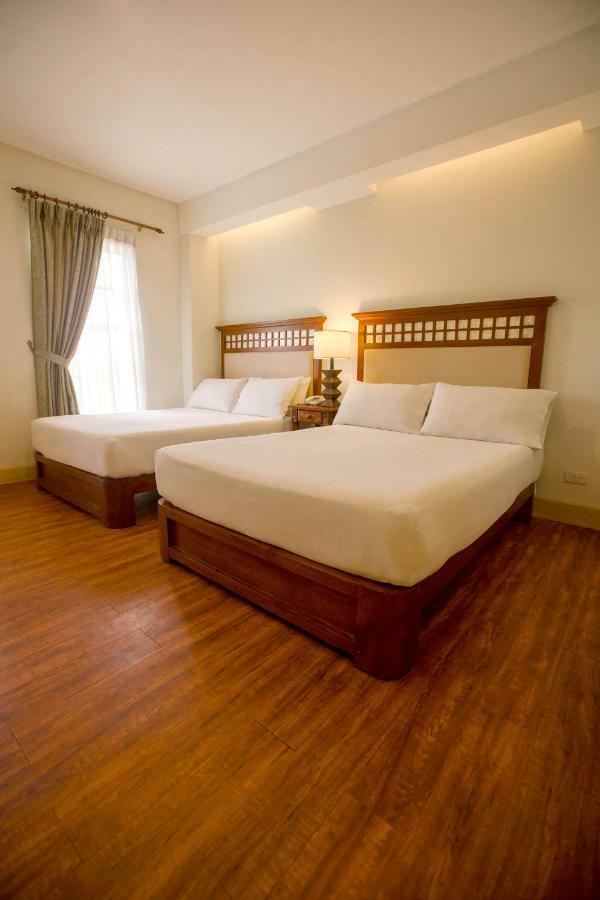 Hotel Emilia Davao Ngoại thất bức ảnh