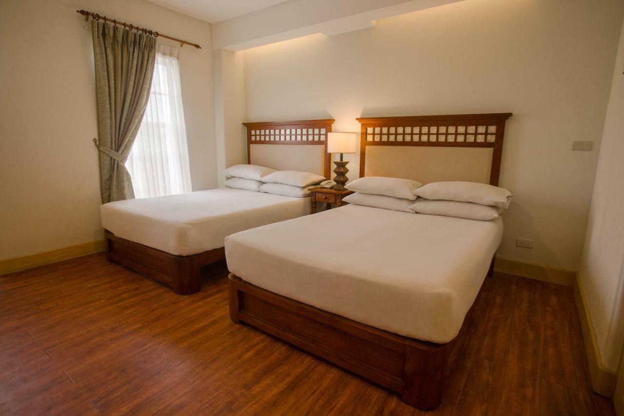 Hotel Emilia Davao Ngoại thất bức ảnh