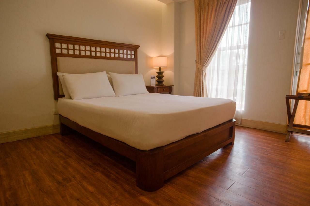 Hotel Emilia Davao Ngoại thất bức ảnh