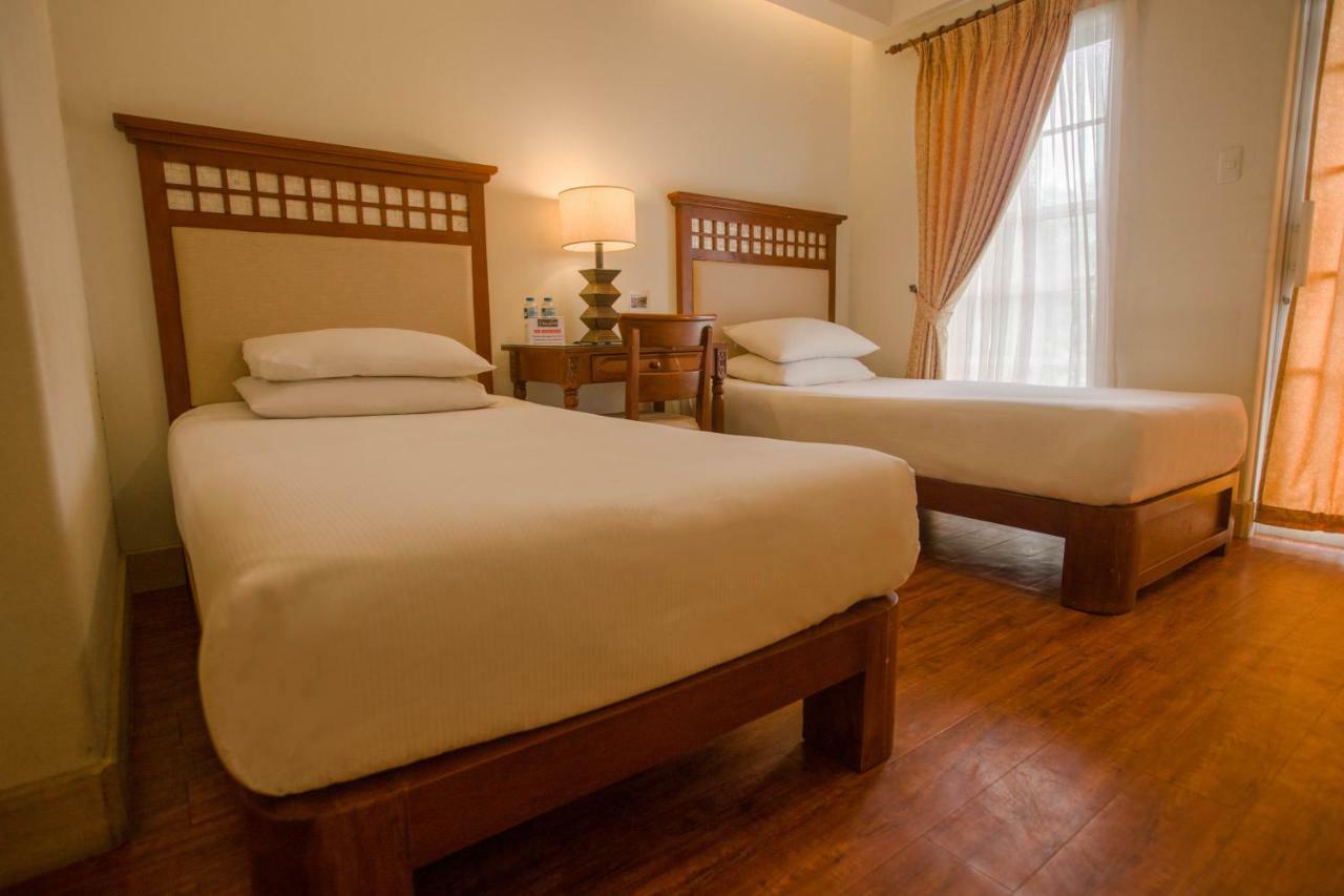 Hotel Emilia Davao Ngoại thất bức ảnh